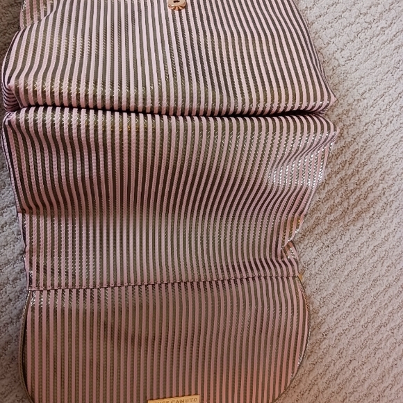 Vince Camuto rose gold organizer - Picture 6 of 11